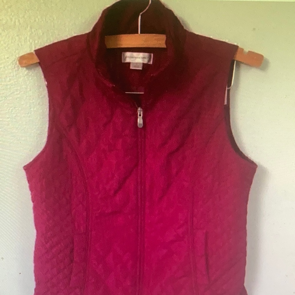 Christopher Banks vest.  Size small.